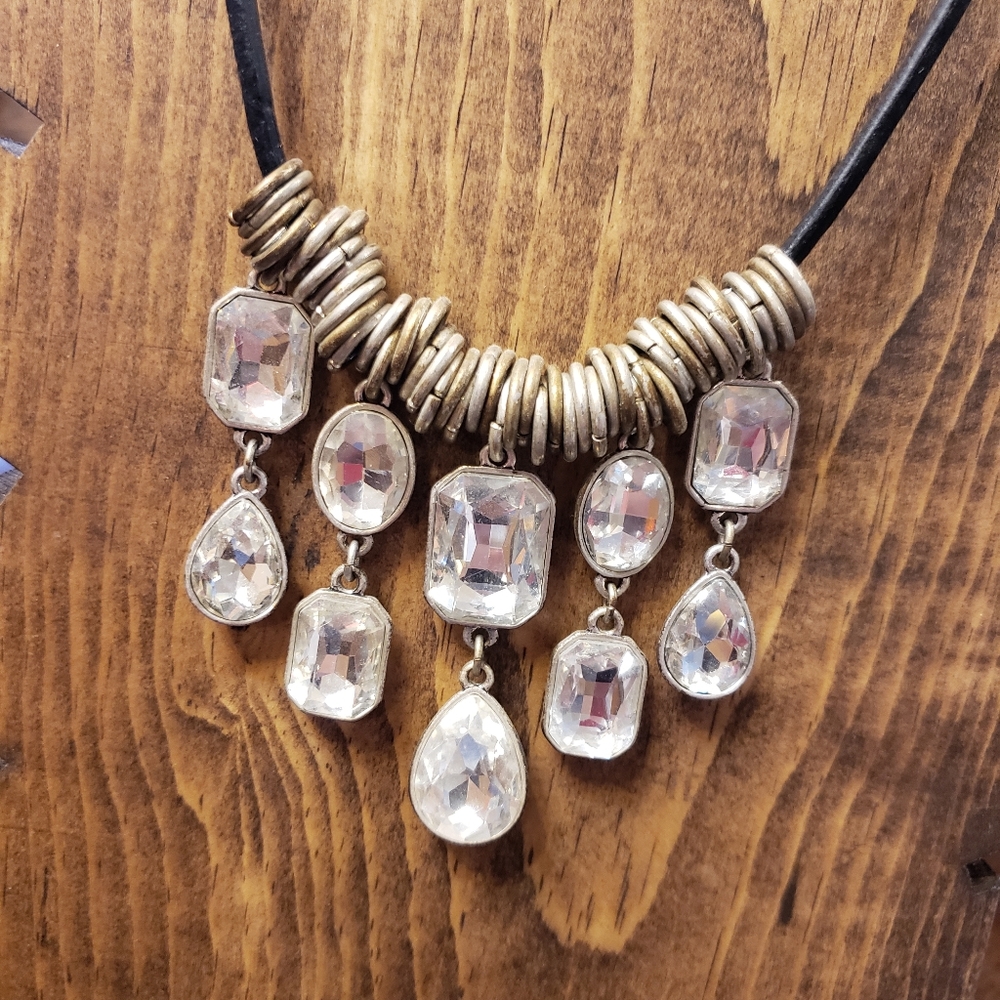 Premier Designs Crystal Drop necklace